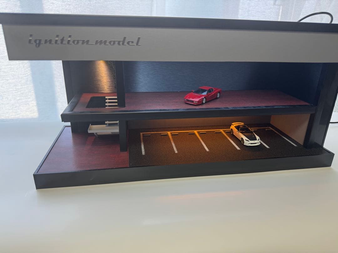 1/64 ignition model ショールームジオラマ ミニカー2台付属