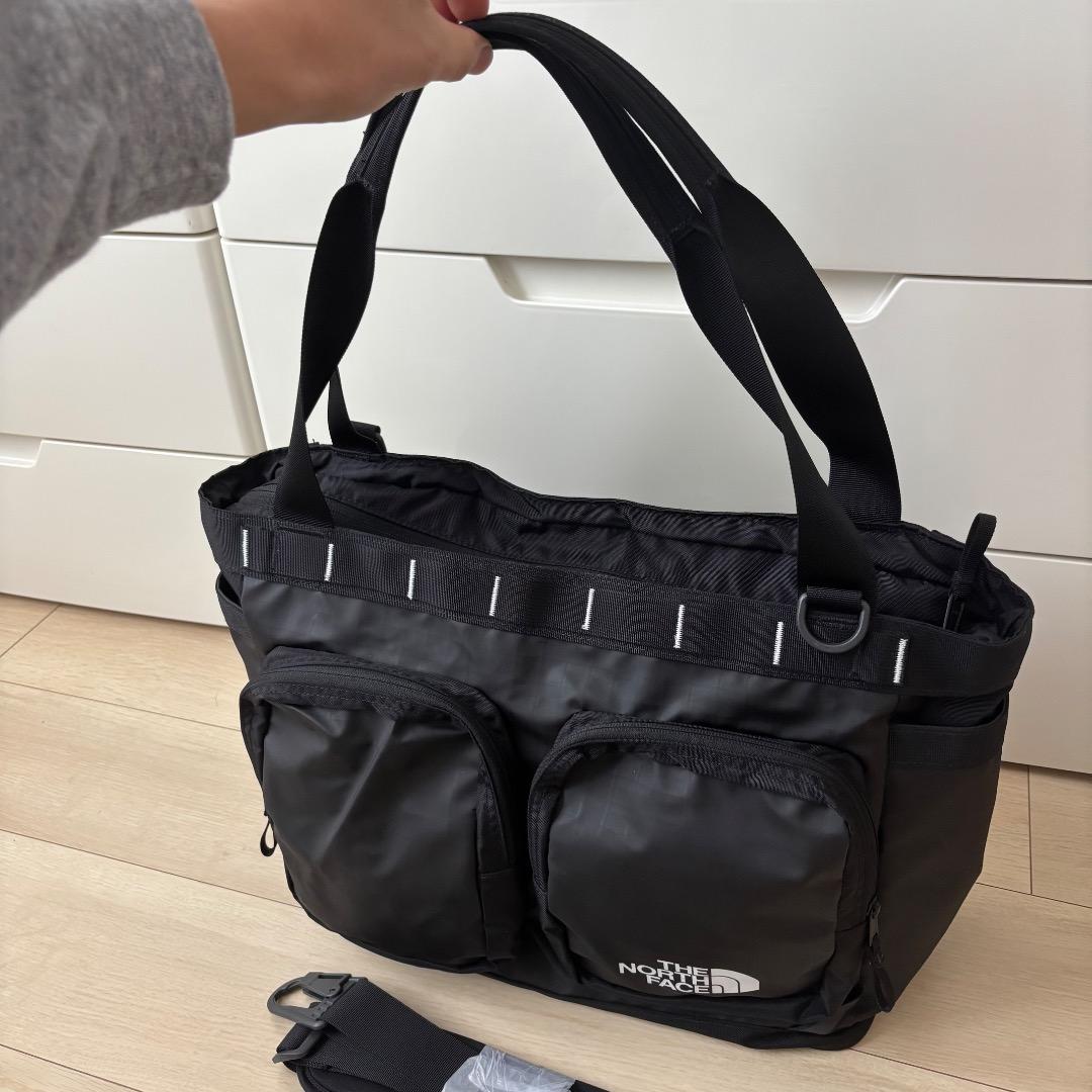 【超美品・海外限定】ザ・ノースフェイス ベースキャンプボイジャートート 25L