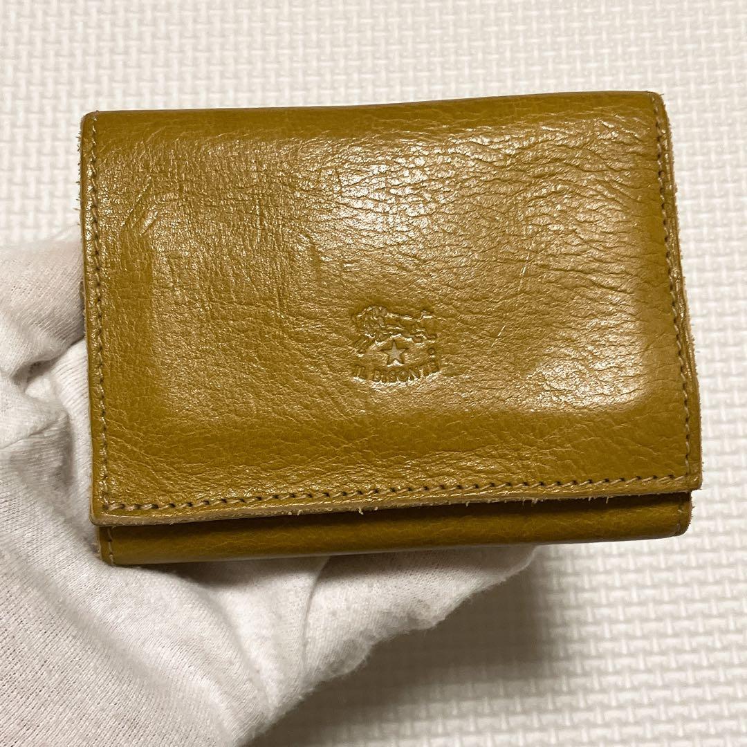 ・極美品　IL BISONTE　レザートリフォールドウォレット　カリーイエロー