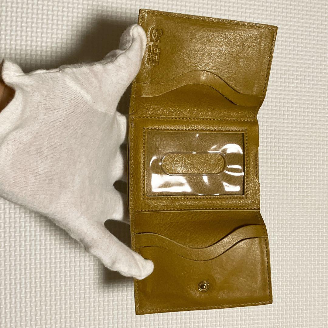 ・極美品　IL BISONTE　レザートリフォールドウォレット　カリーイエロー