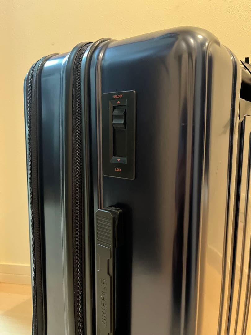 新品 ブリーフィング限定キャリーケーススーツケース60Lネイビー最終価格