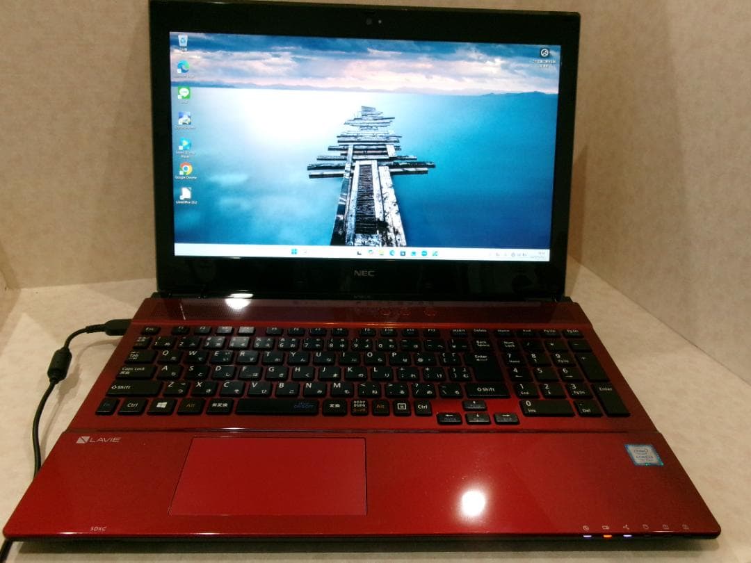 NEC LAVIE NS350/G　新品SSD搭載/i3/メモリ8GB