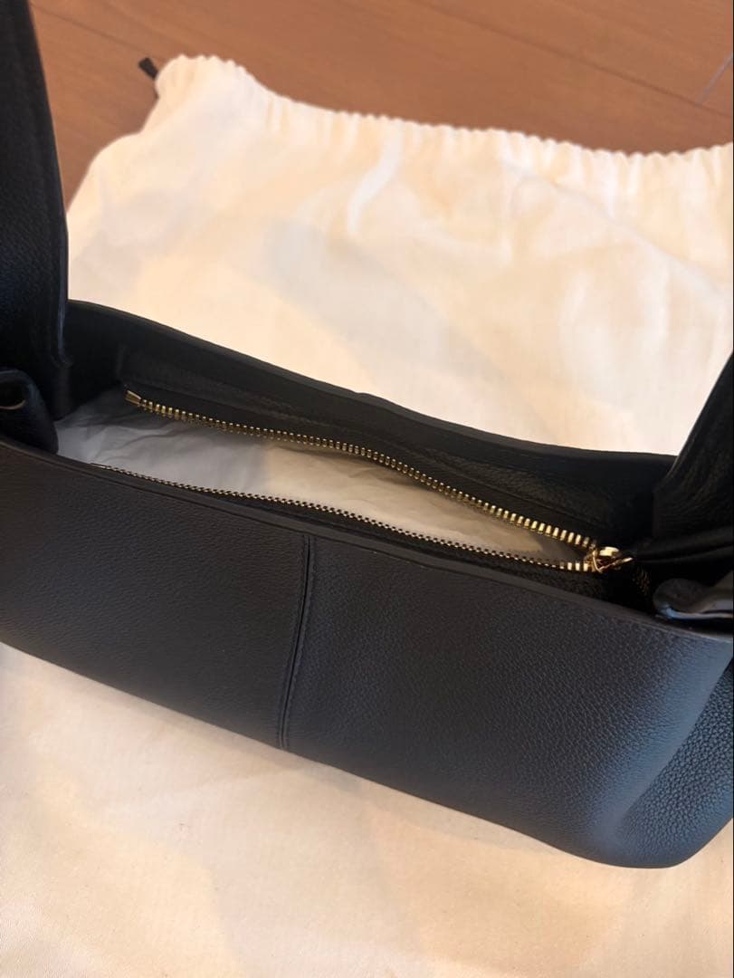 POLÈNE Numéro Neuf East West