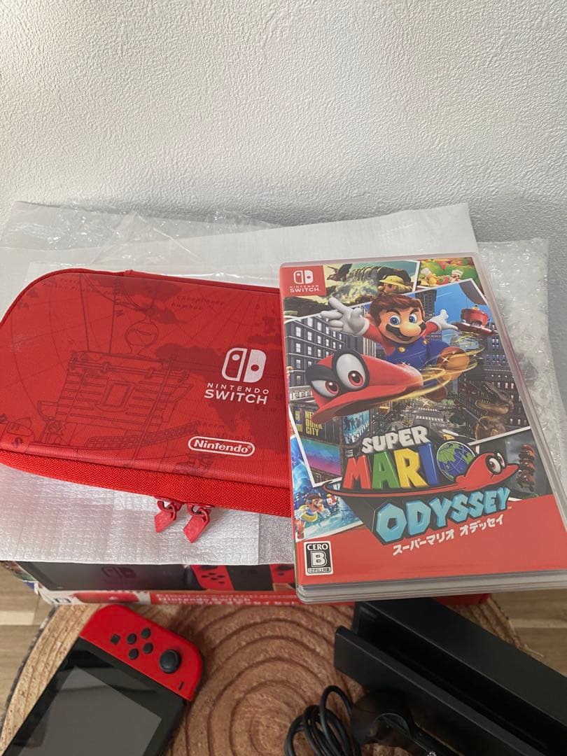 Nintendo Switch ニンテンドースイッチ本体マリオモデルカセット付き