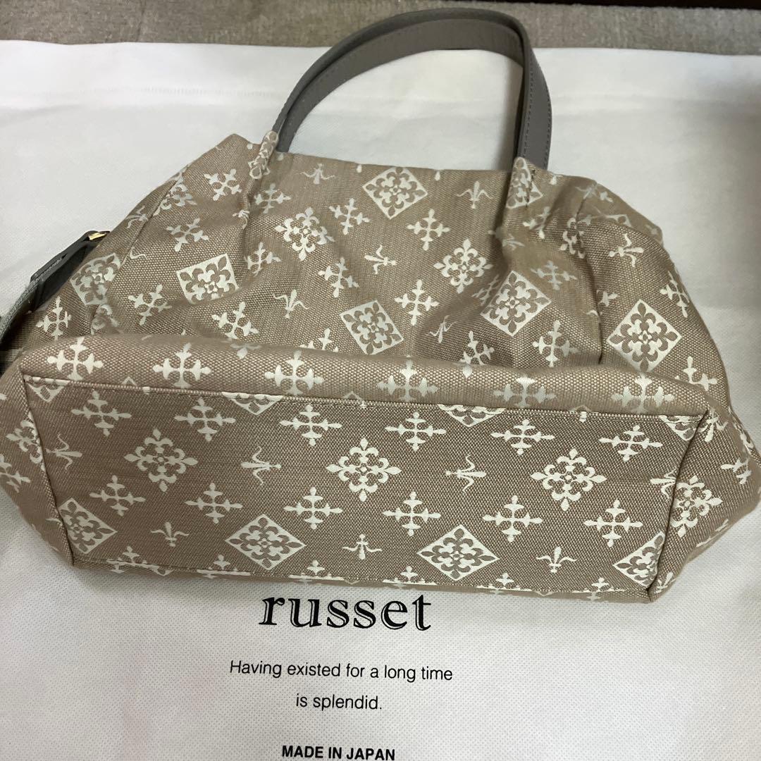 ラシット　2つのシルエットが楽しめる ショルダー付きトートバッグ