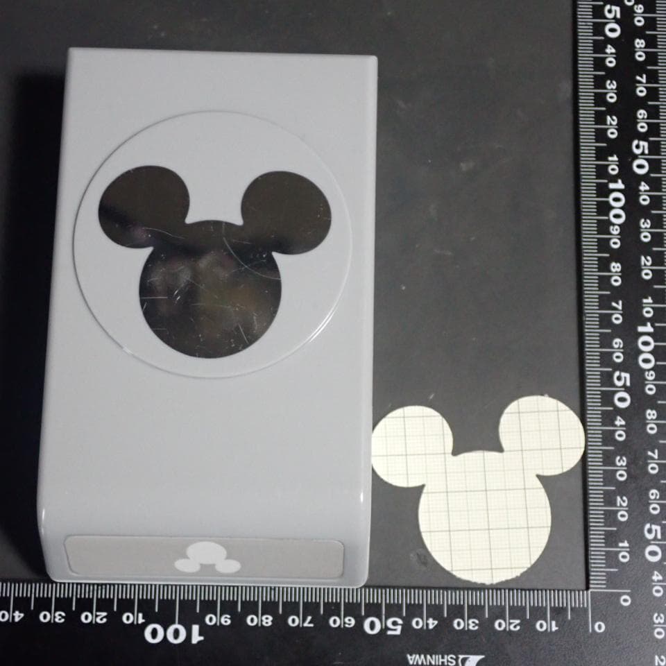【難有】ミッキーマウス ミッキー クラフトパンチ 顔 約5.5×4.8㎝