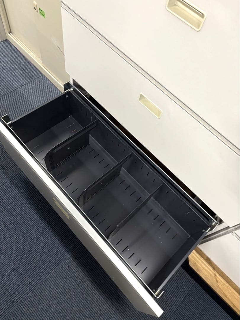 シンラインキャビネット 4段 HFM-109AFS-W9 鍵付き 静岡県富士市発