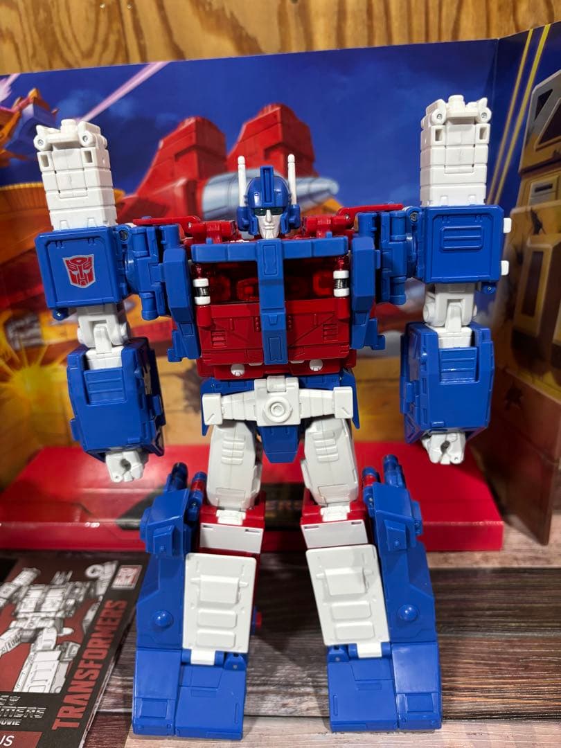 コミック・アニメ TRANSFORMERS ULTRA MAGNUS ES-119