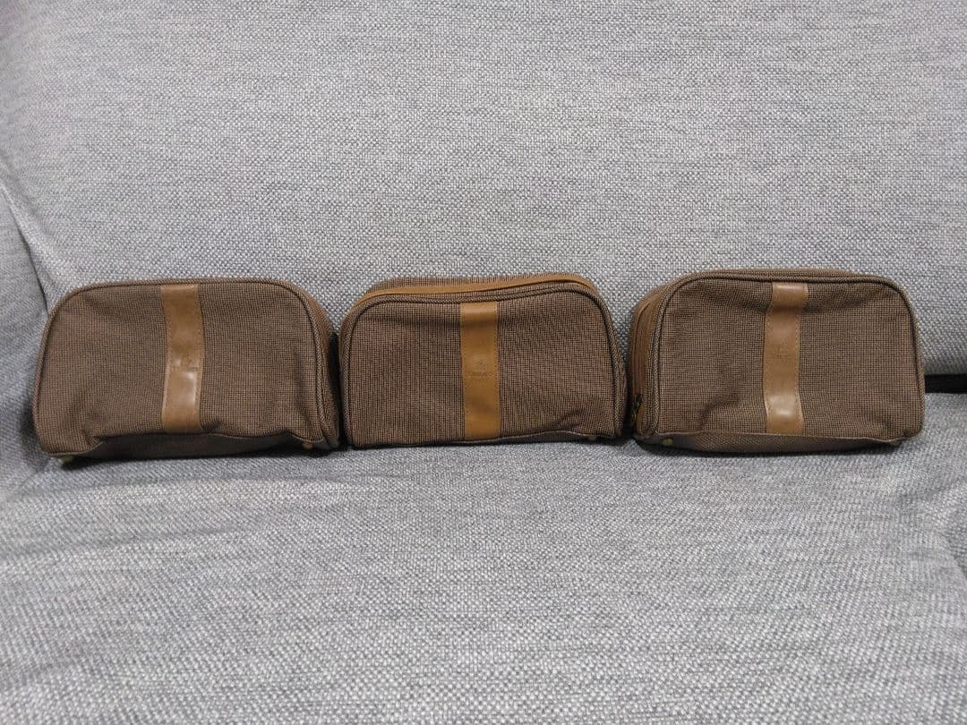 【BVLGARI】 エミレーツ航空　ビジネスクラス　ポーチ 6個