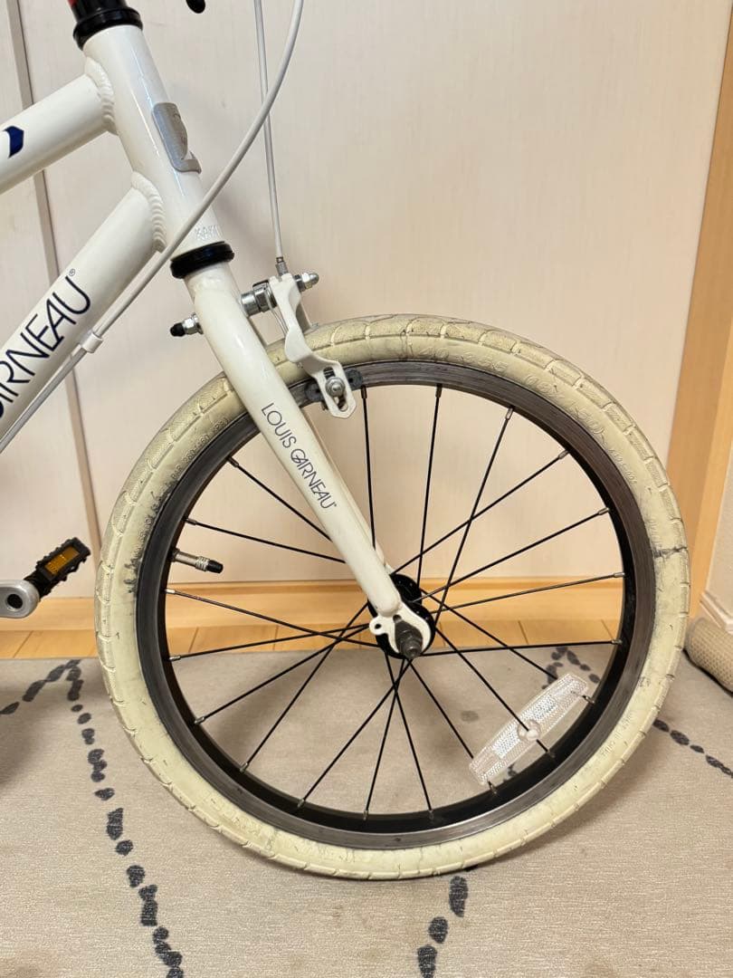 美品　LOUIS GARNEAU 子供用自転車 18インチ ホワイト
