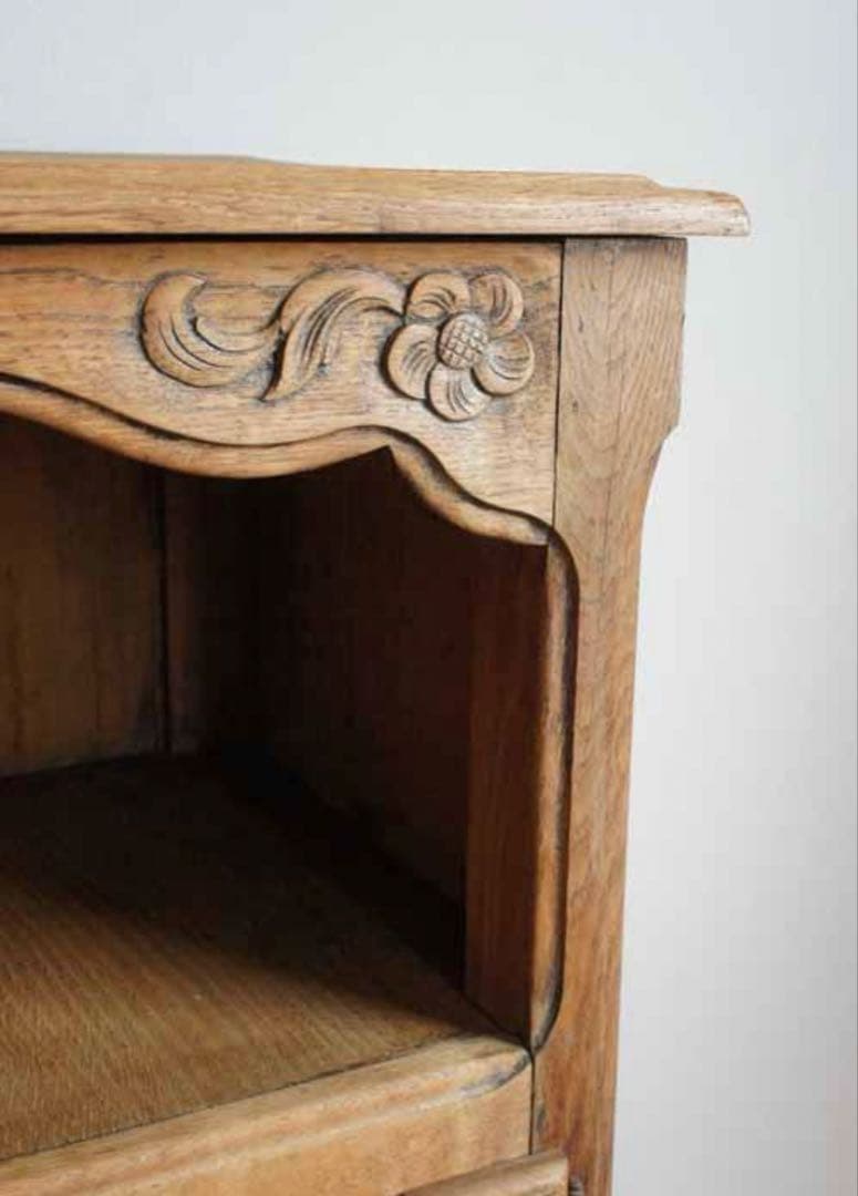 アンティーク　キャビネット