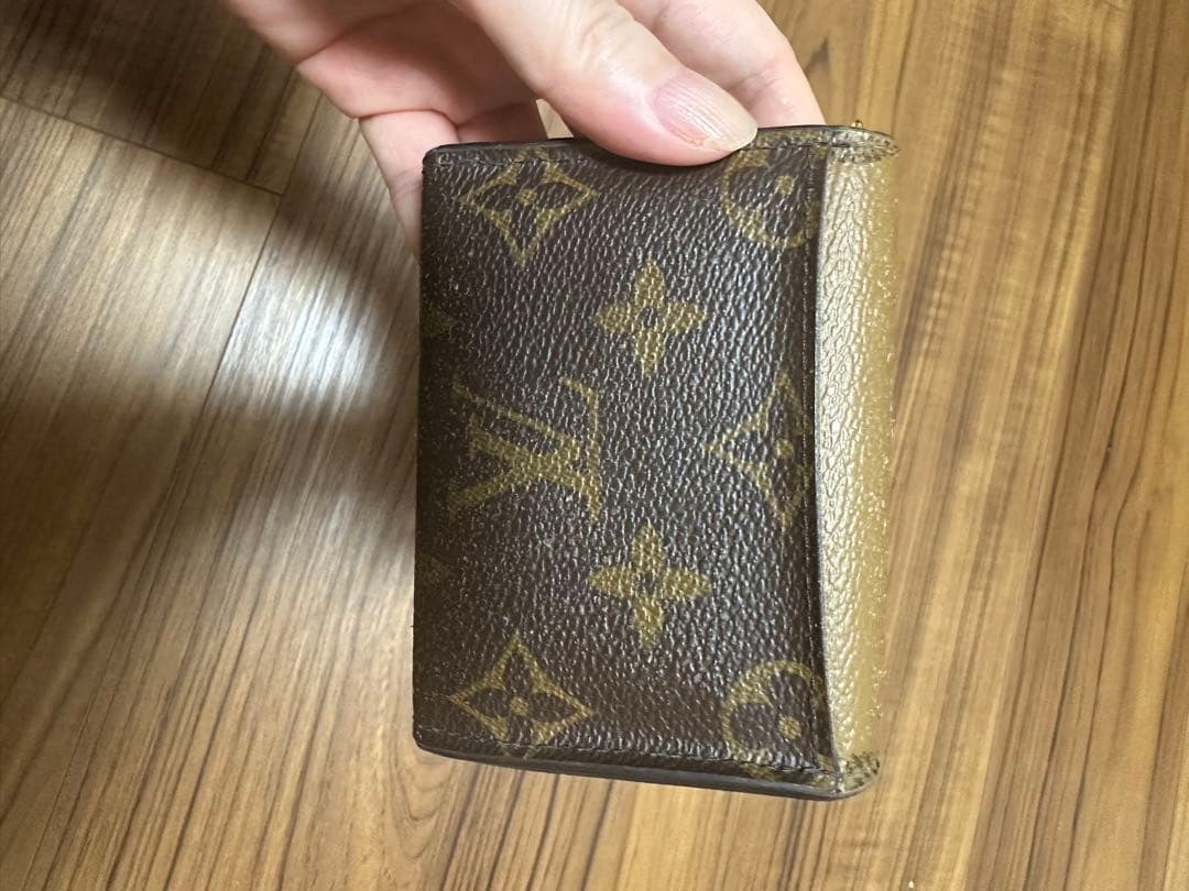 ルイヴィトン ポルトフォイユ・ゾエ