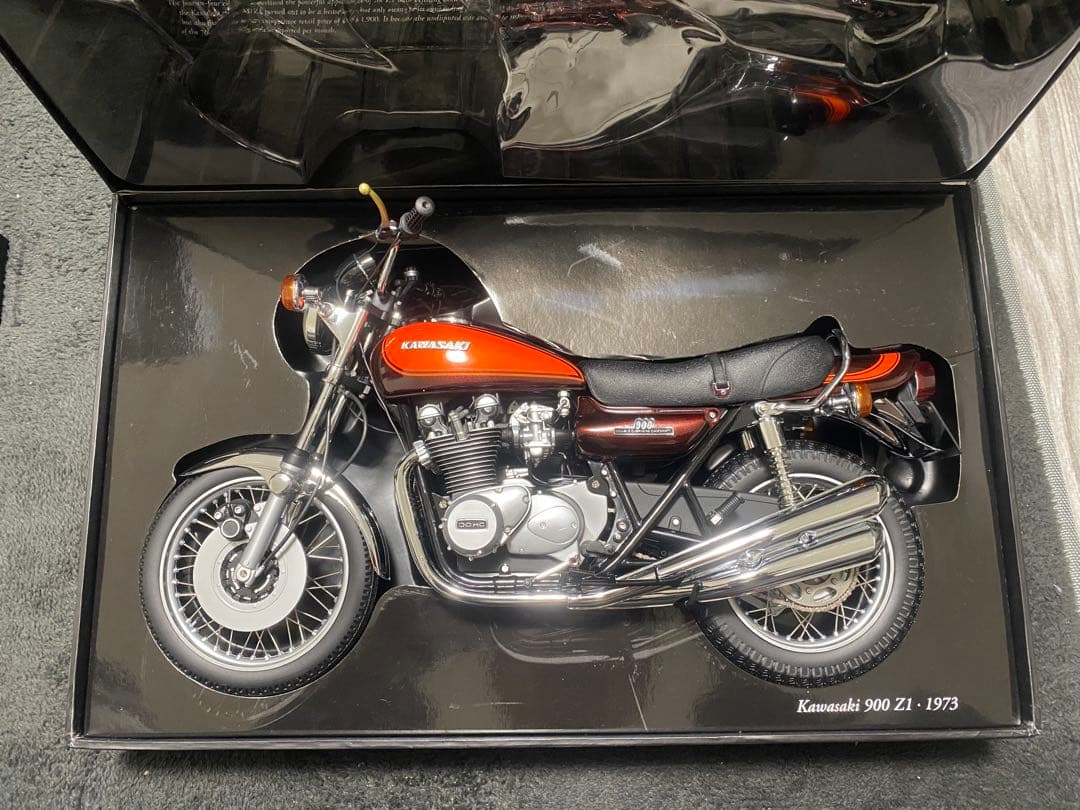 ミニチャンプス　カワサキ Z1 900 1/6ビックスケールモデル　難あり