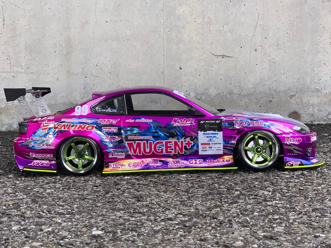 アディクション　S15 シルビア 中村直樹 未走行ボディ