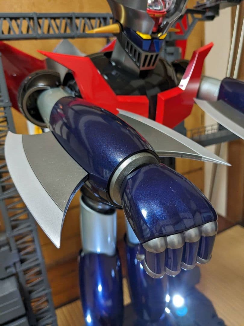 青鬼　アシェット鉄の城マジンガーZ75cm巨大メタルギミックモデル