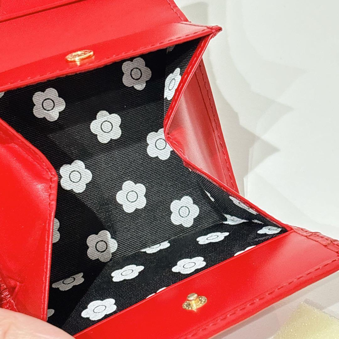 【未使用】MARY QUANT 二つ折り財布 レッド　本革 マリークワント 赤