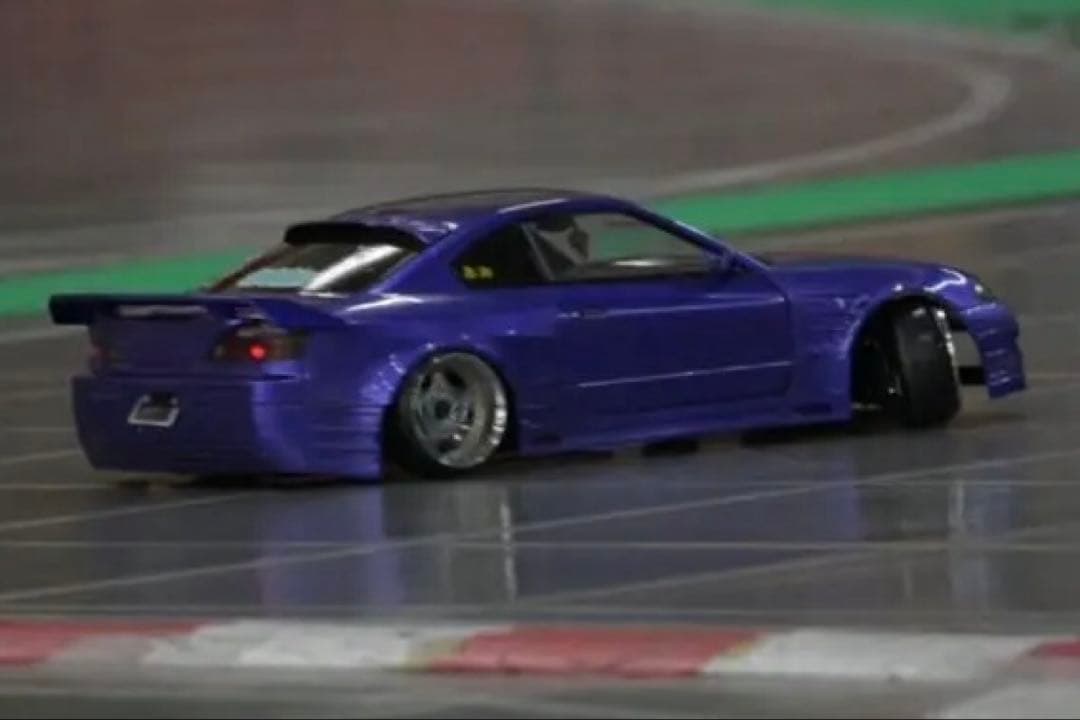 ホビーラジコン Roberto A Rios