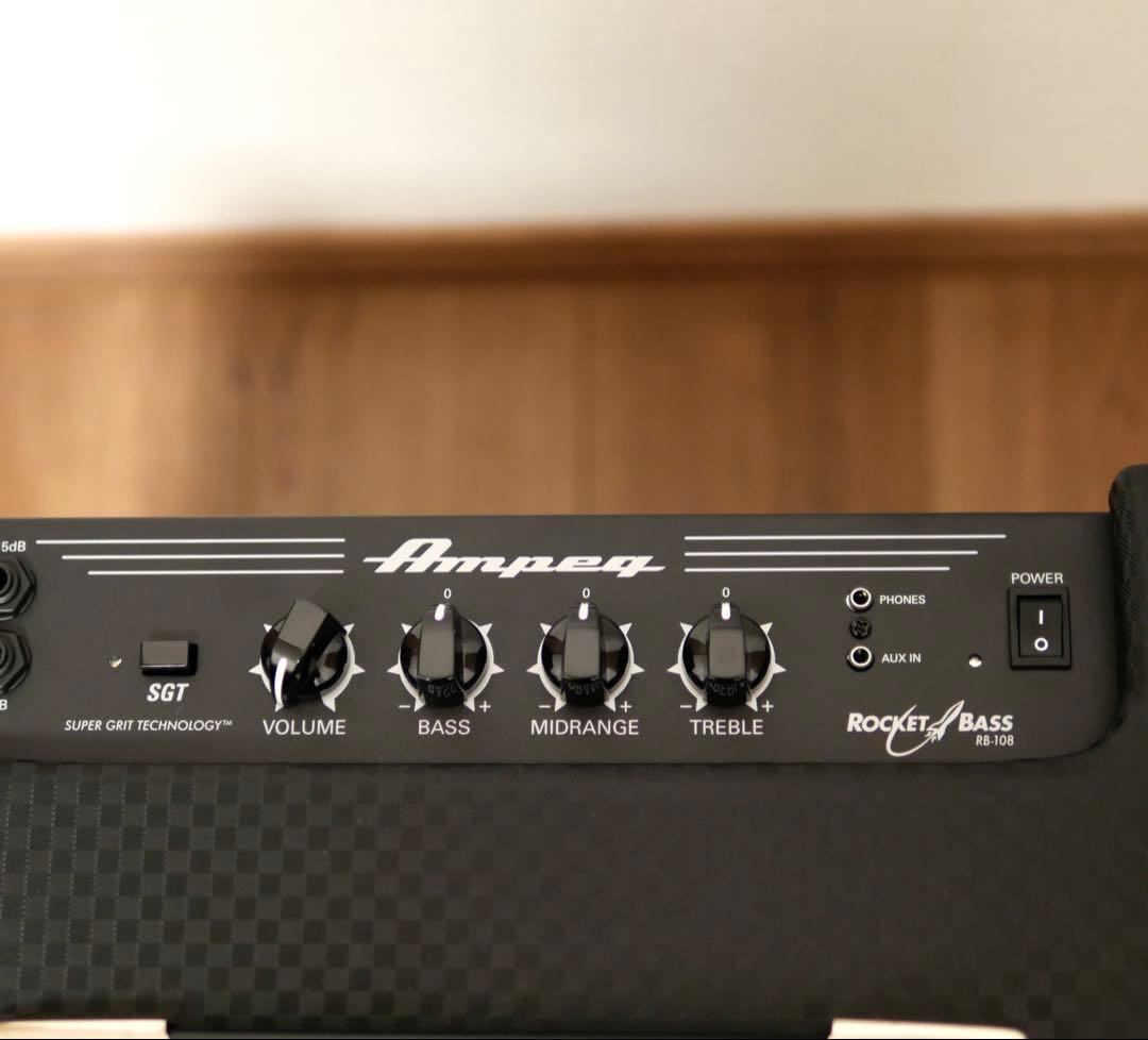 【美品】Ampeg Rocket Bass RB-108 ベース用アンプ