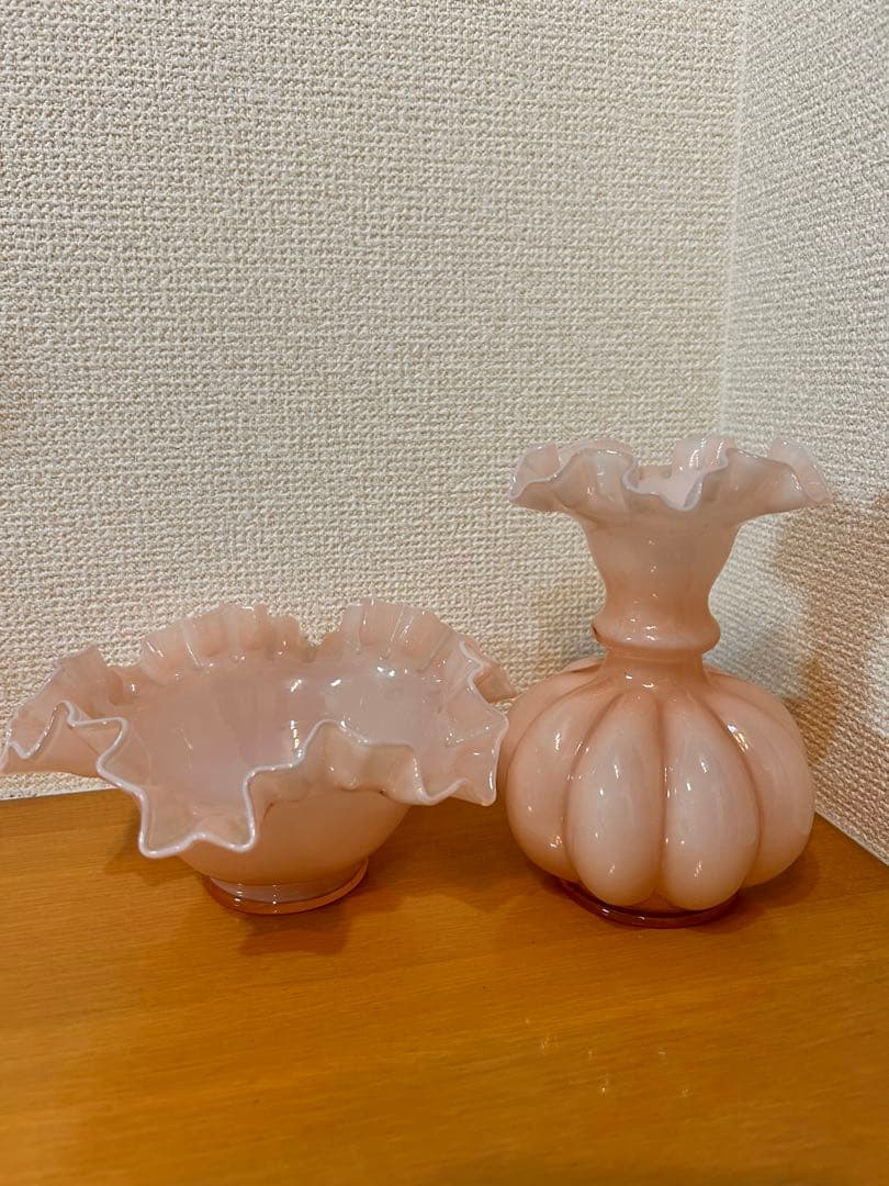 ビンテージ ピンク　ガラスボウル ダブルフリル フェントン