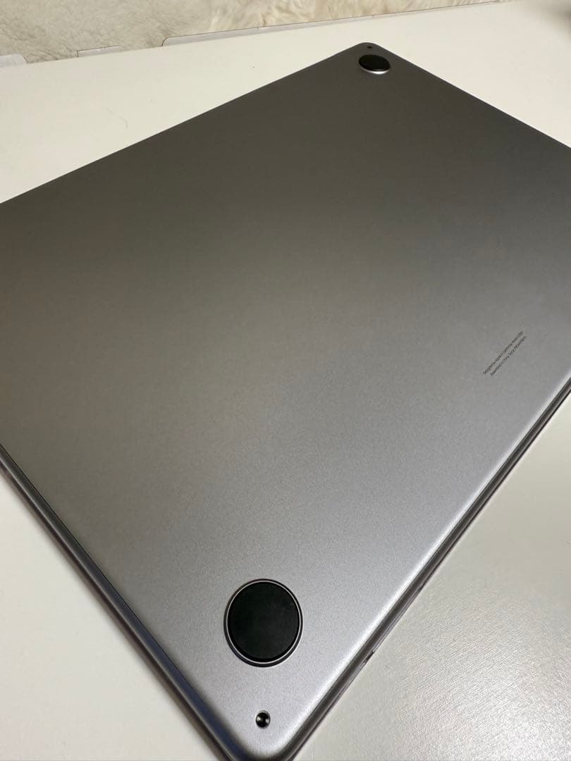 【美品】MacBook Air M2 2022 16GB SSD512GB