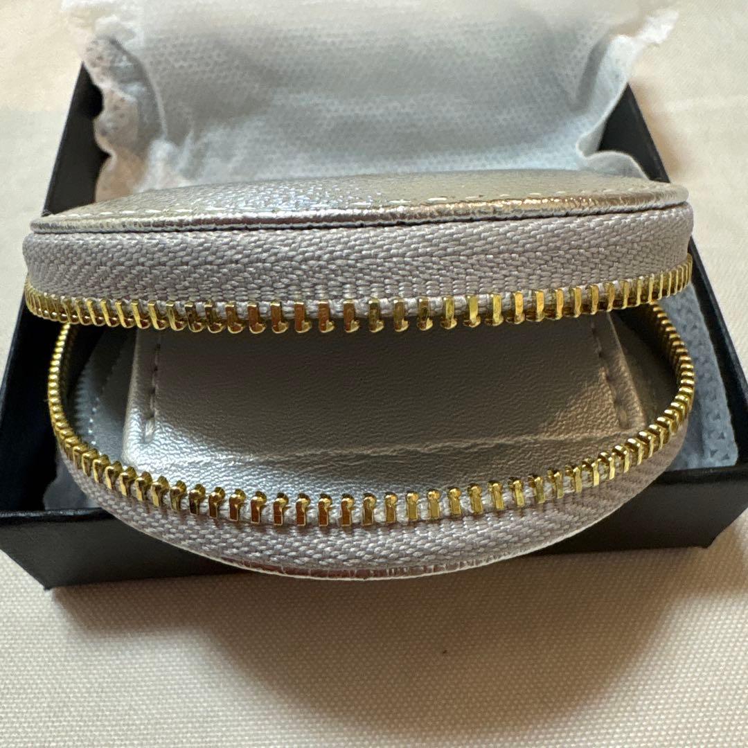 皇居財布　ケース　小銭入れ　シルバー　銀　レザー　新品未使用　箱付き