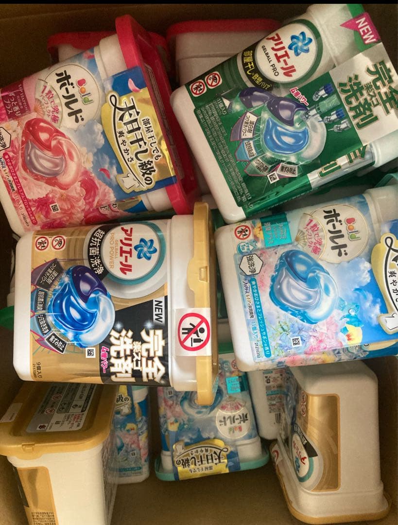 ボールド & アリエール 洗濯洗剤 ジェルボール 5種42箱　計456個セット