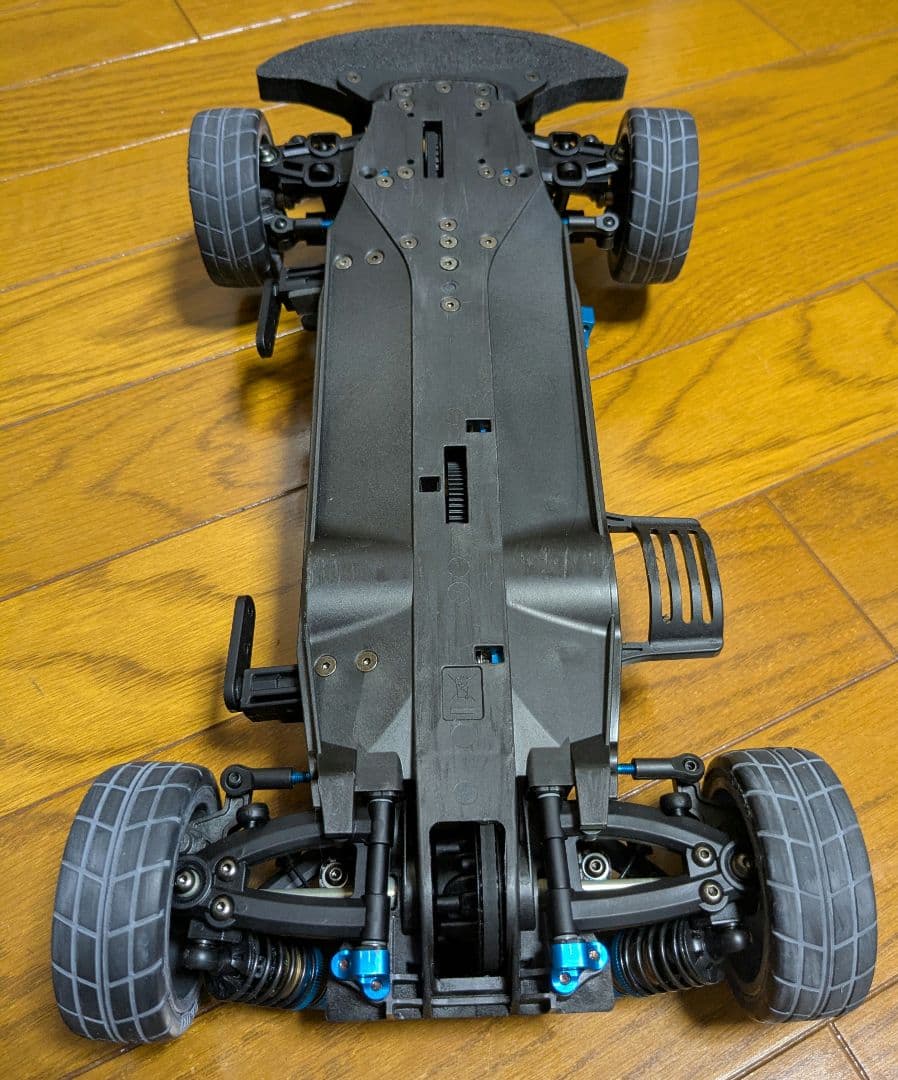 タミヤ　TA-08R シャーシキット