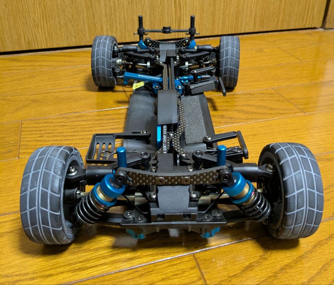 タミヤ　TA-08R シャーシキット