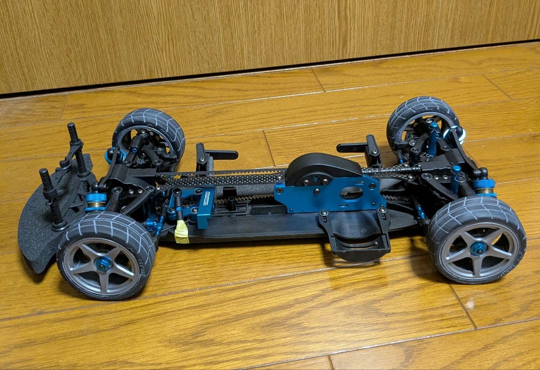 タミヤ　TA-08R シャーシキット