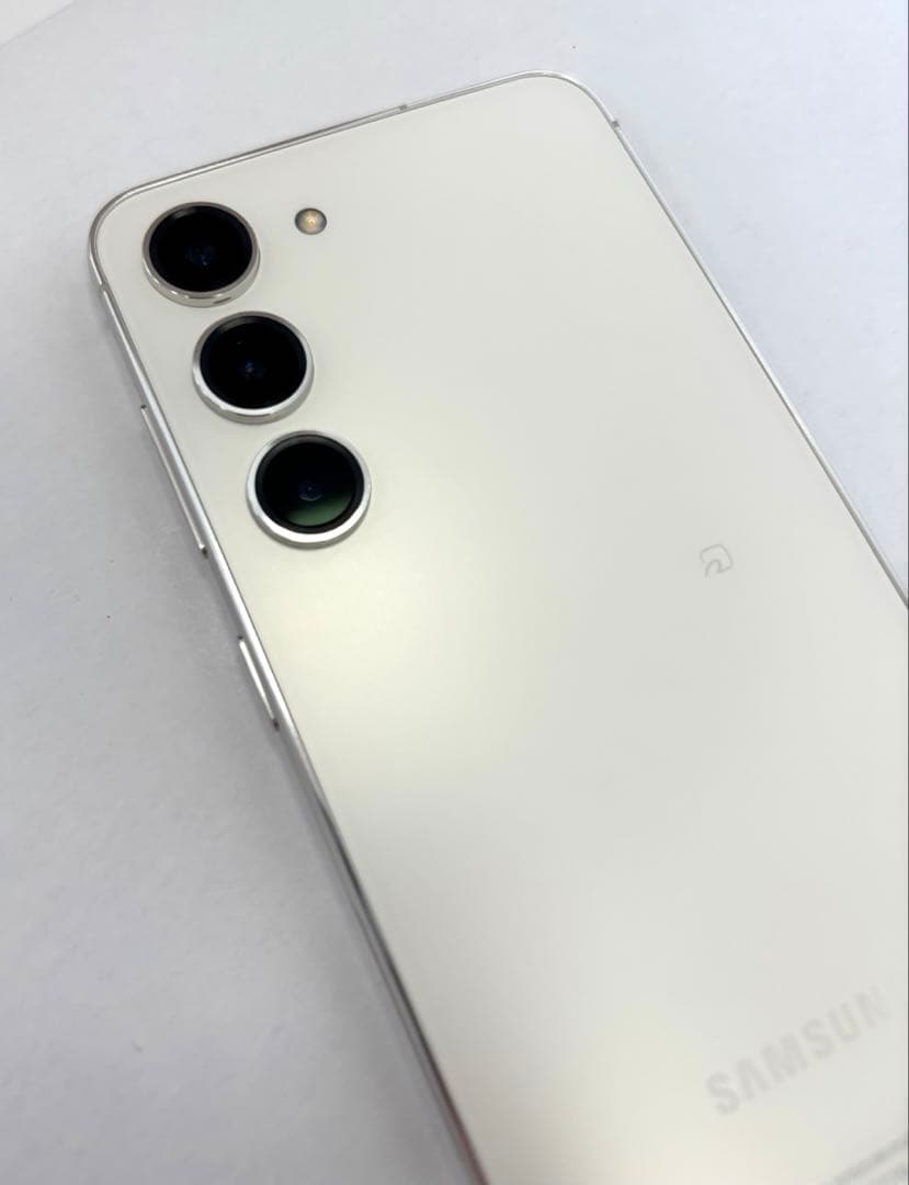 ④ 美品　GALAXY S23★256G ホワイト