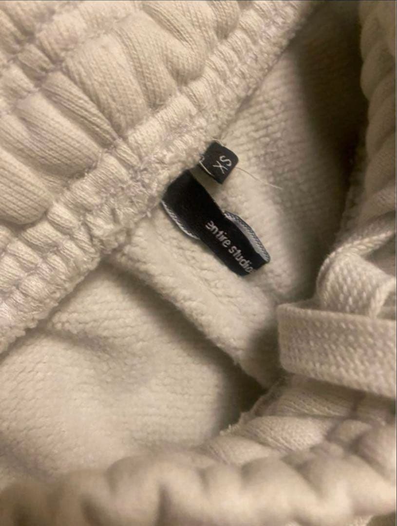 あおば着用　entire studios スウェットカーゴ