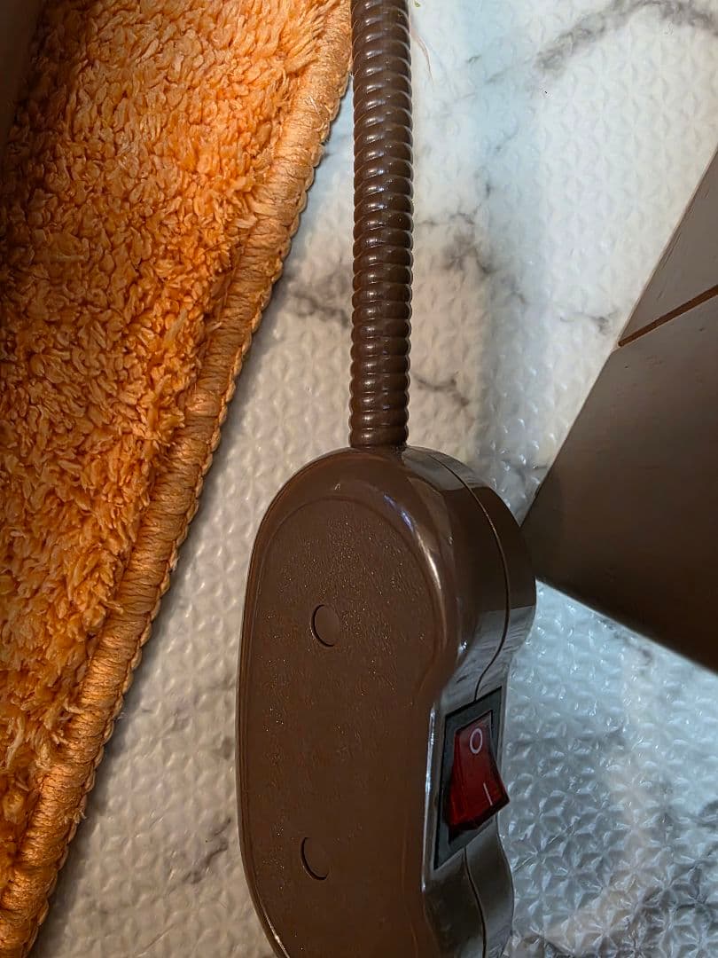 にゃんこの和みのこたつ　M