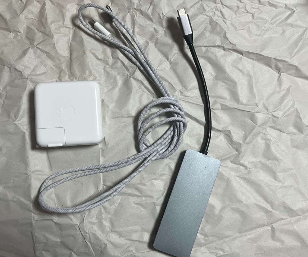 美品　MacBook Air 2018 16GB i5 256GB 13inch