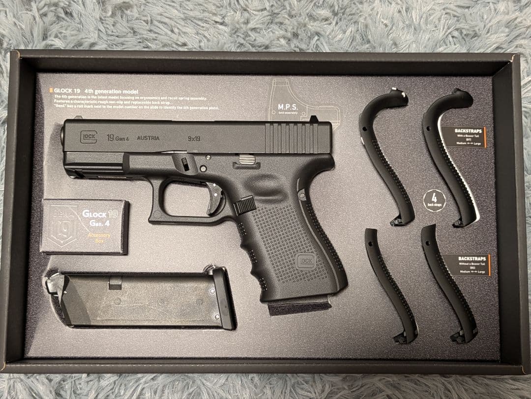 [未使用、ケース付き] 東京マルイ グロック19gen.4 ガスブローバック