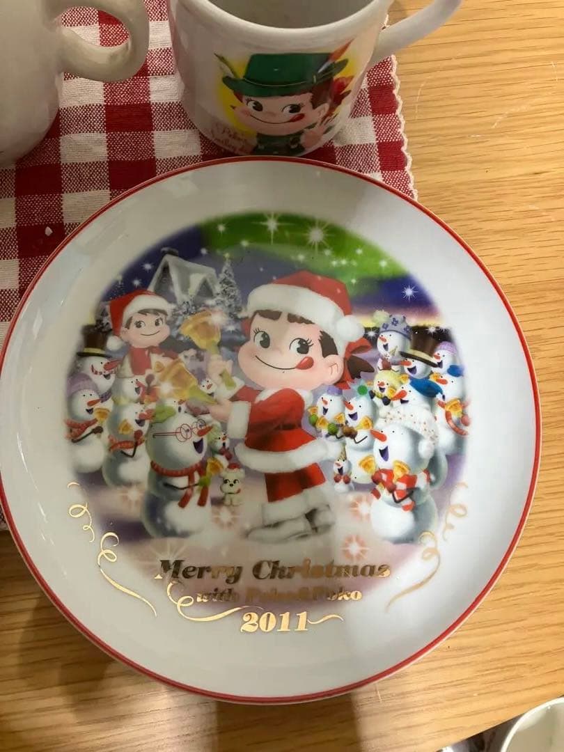 レア　昭和レトロ★ペコちゃんマグカップ5客グラス1客&クリスマスソーサー3枚