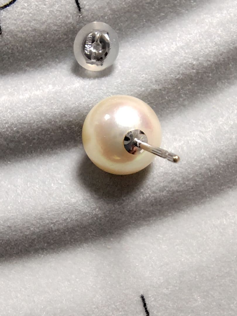 Nana　新品同様アコヤ真珠 k14wg ピアス 約8.5〜9mm