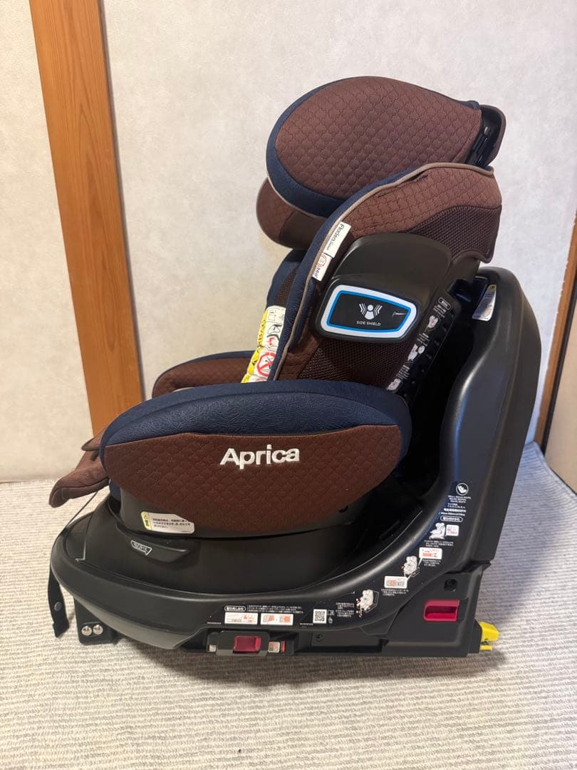 アップリカ フラディアグロウ ISOFIX360° セーフティーAB