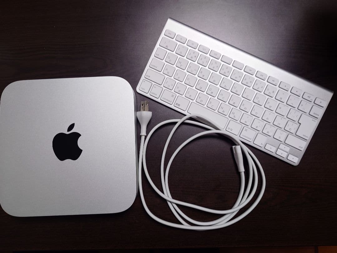 Mac mini Server (Mid 2011)と純正キーボード