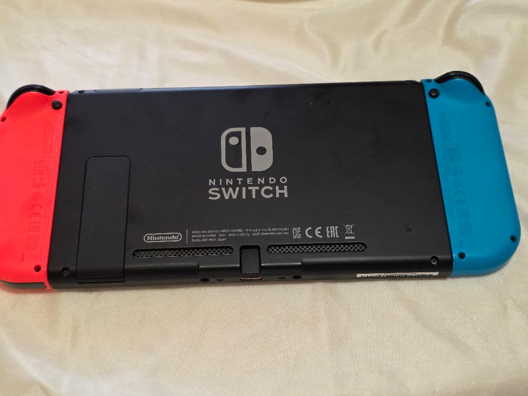 Nintendo Switch 本体 青/赤 ポケモンゲームカセット付き