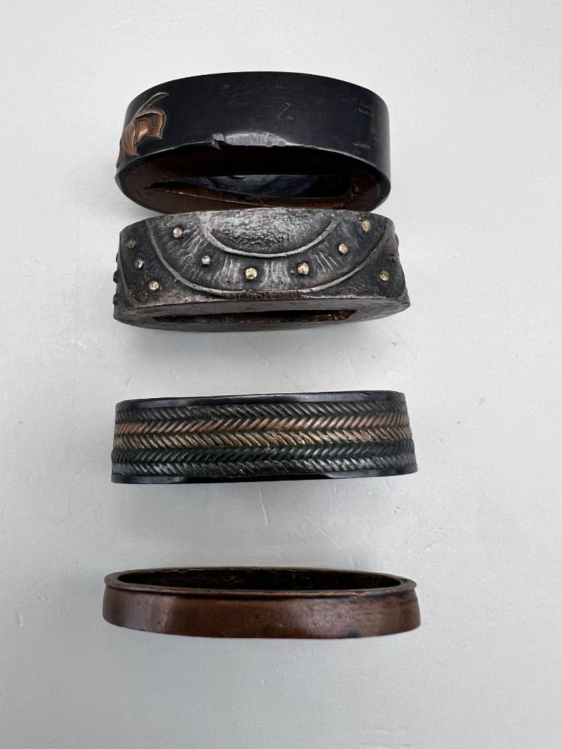 【海】江戸明治期　日本刀装具　金象嵌　縁頭　４点(１点在銘)　骨董品　美術品