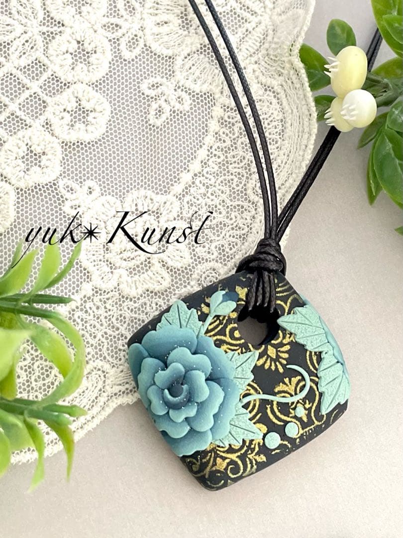 りしゅ様　　青薔薇イヤリング(ピアス変更可)