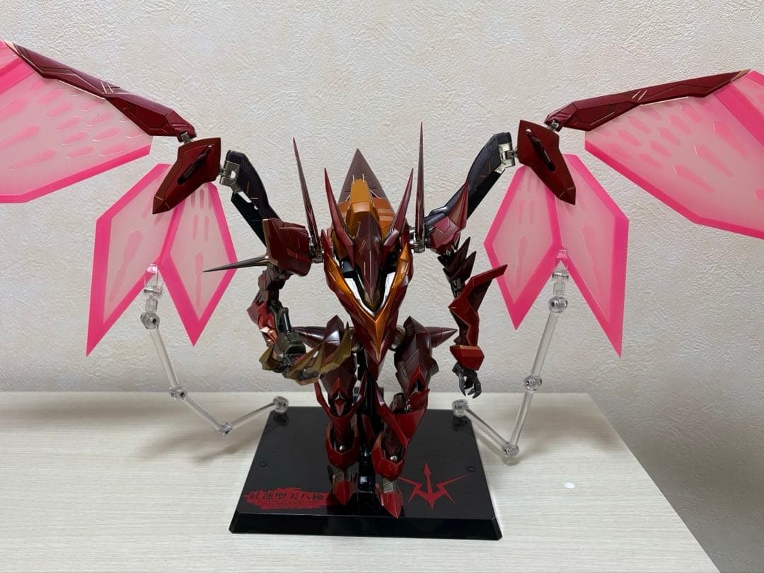 LBUILD DRAGONSCALE 紅蓮聖天八極式　（メタルビルド）