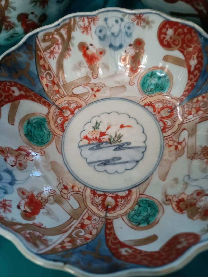 古伊万里　金彩染め付け　赤絵唐子人物絵　三つ鉢揃い　菓子鉢　美術品　江戸期