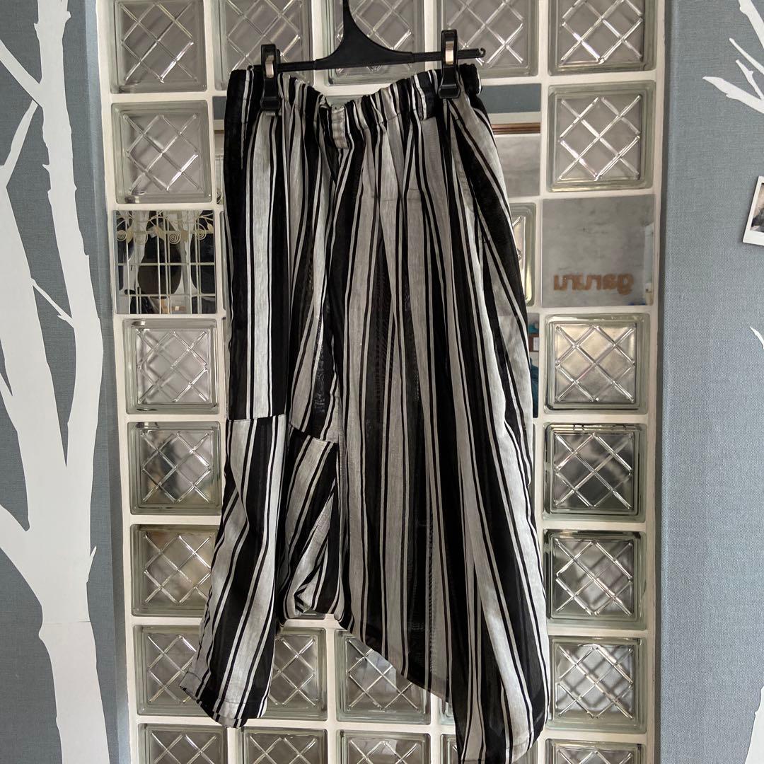 モユルストライプ ワイドパンツ 黒とグレー