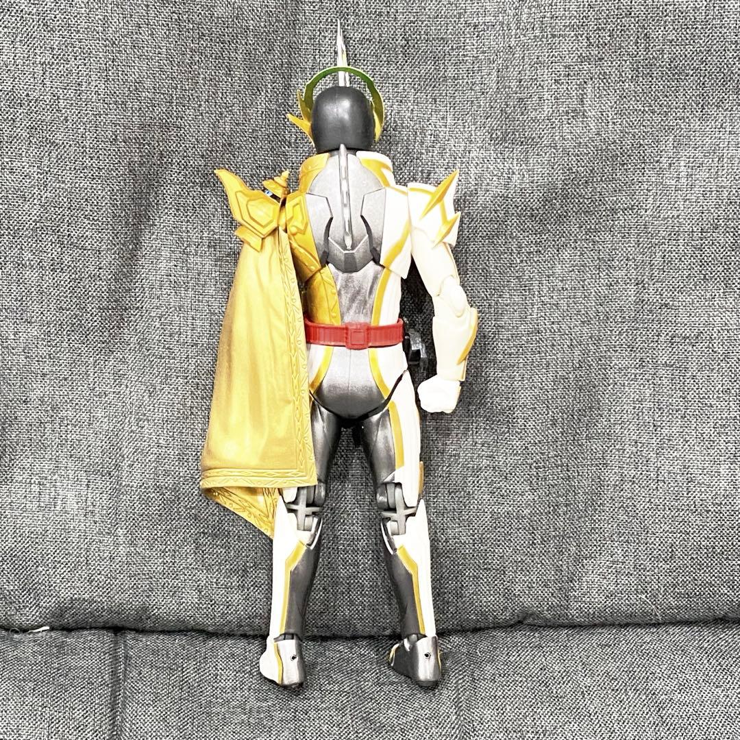 【まとめ】『仮面ライダーセイバー フィギュアーツ7体セット』バンダイ