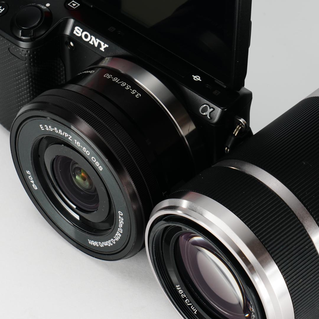 学生応援。スマホ卒業 SONY NEX-5T未使用級ダブルズーム ミラーレス一眼