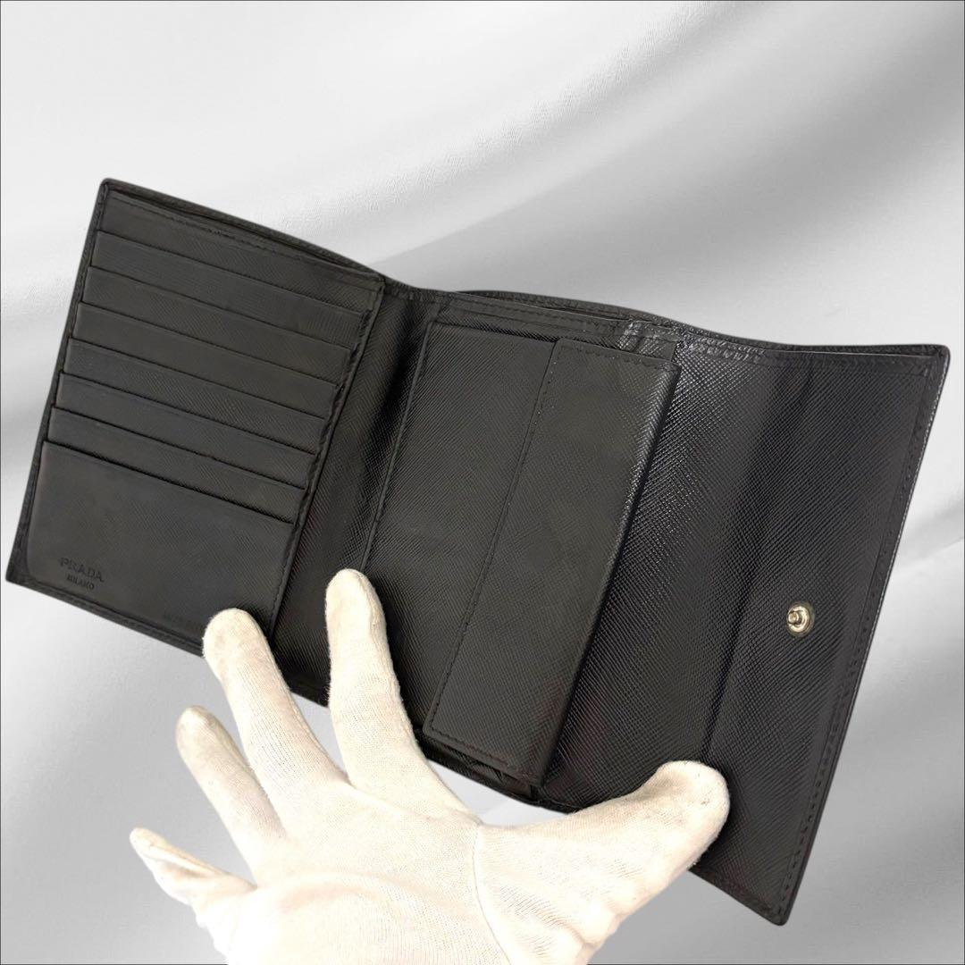極美品✨ PRADA プラダ 三つ折り財布 サフィアーノ ブラック 黒