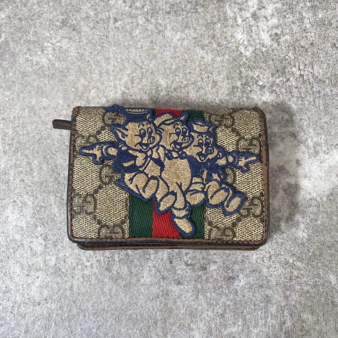 【希少】GUCCI ディズニー　二つ折り財布　3匹の子豚　シェリーライン　GG柄