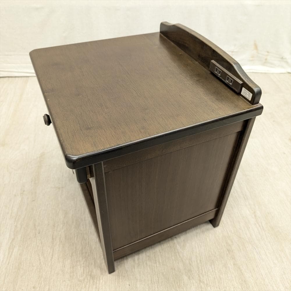 美品　カリモク　天然木　サイドテーブル　ナイトテーブル　ベットサイド　花台　収納