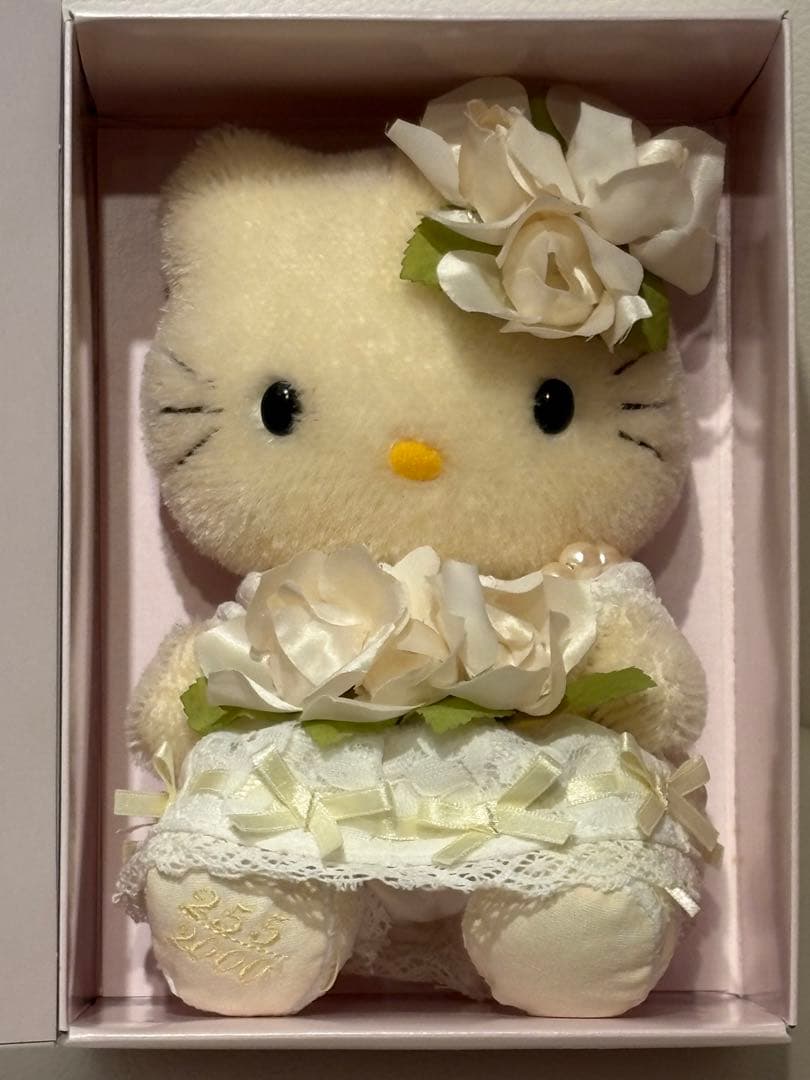 ❣️セール❣️サンリオ　キティ　ぬいぐるみ　限定　コレクション　新品タグ付　希少レア